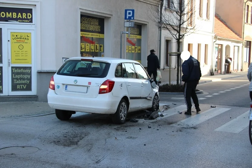 Kolizja na Placu Powstańców Wielkopolskich w Pleszewie