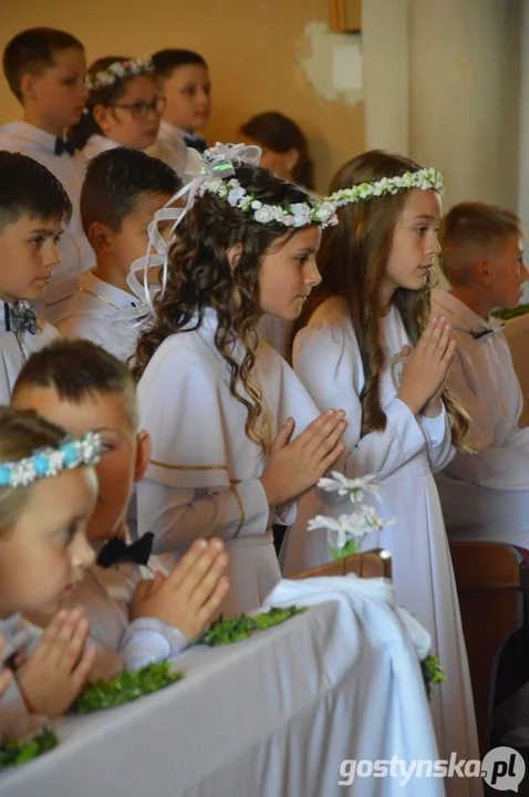 Pierwsza Komunia Św. w parafii pw. św. Jadwigi w Pępowie