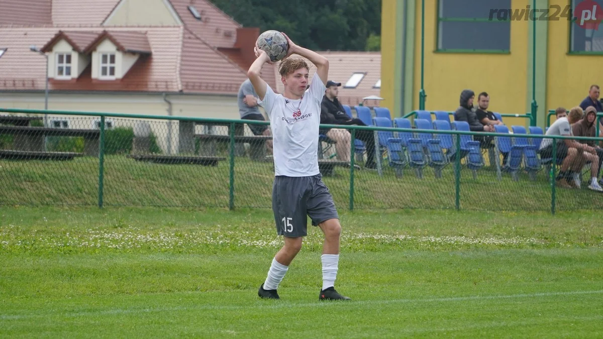 LZS Chojno-Sarnowa - Juna-Trans Stare Oborzyska 2:6