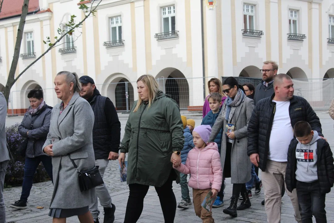 Marsz Wszystkich Świętych w parafii św. Marcina w Jarocinie