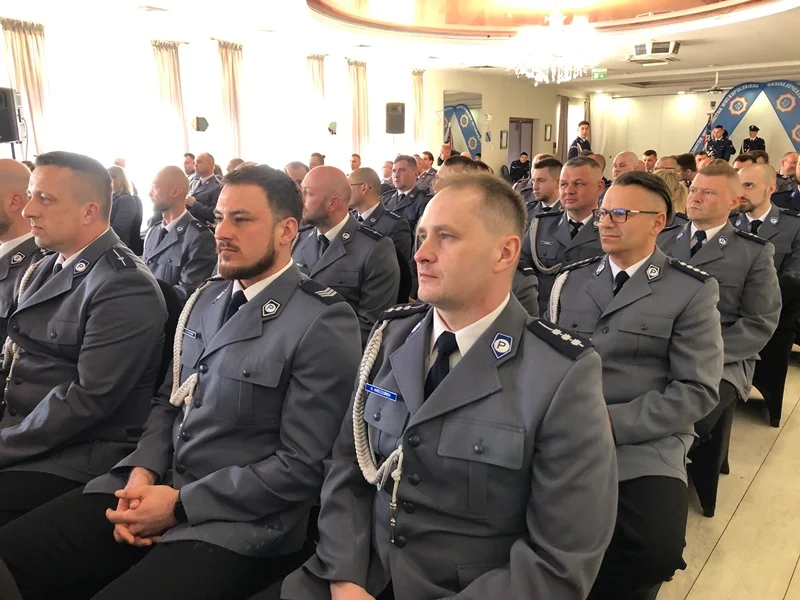 Kryształowe Gwiazdy dla rawickich policjantów