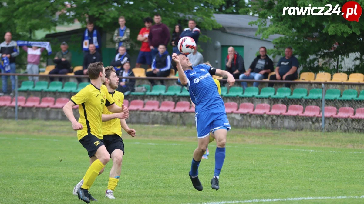 Orla Jutrosin - Tęcza-Osa Osieczna 3:1