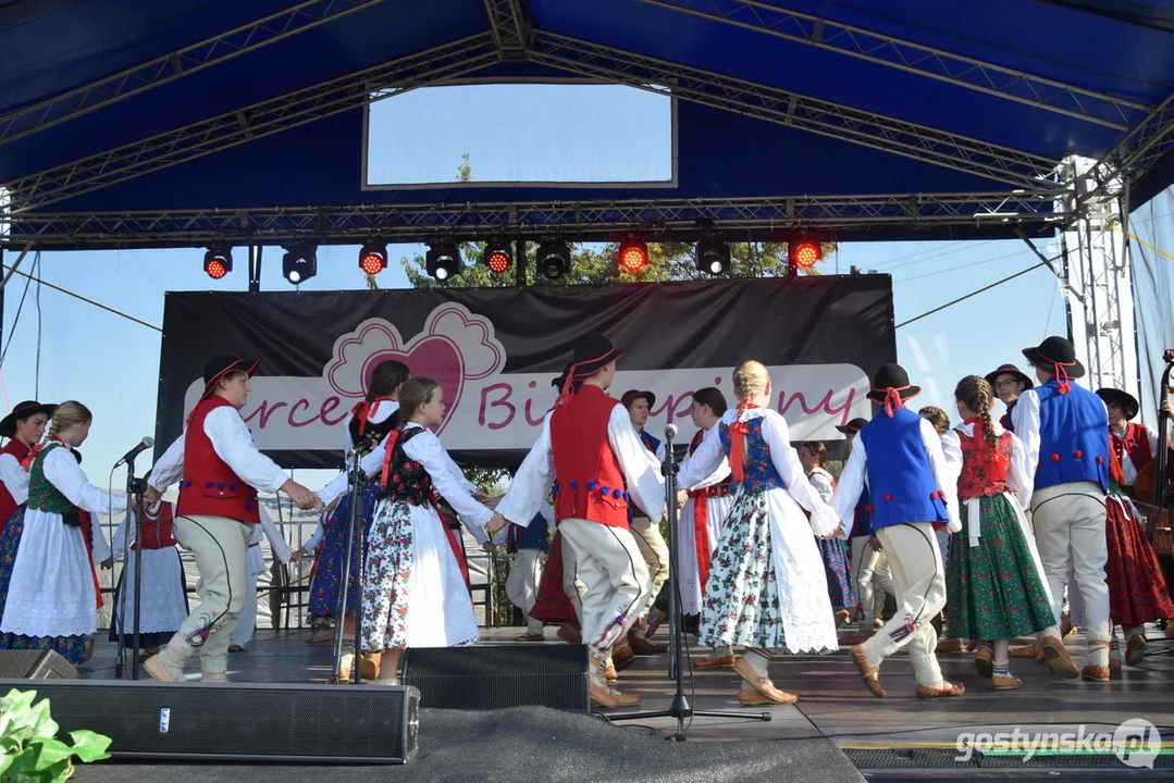 XI Festiwal Tradycji i Folkloru w Domachowie - wesele buskupiańskie i podpisanie umowy partnerskiej