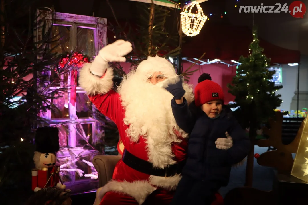 Spotkanie ze Świętym Mikołajem na Rawickim Jarmarku Bożonarodzeniowym