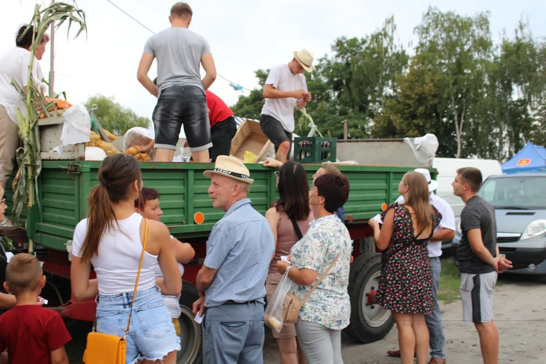 Dożynki wiejskie w Chrzanie