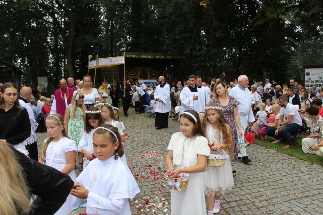 Odpust w Golinie. W tym roku z ministerstwem i popularnymi aktorami [ZDJĘCIA] - Zdjęcie główne