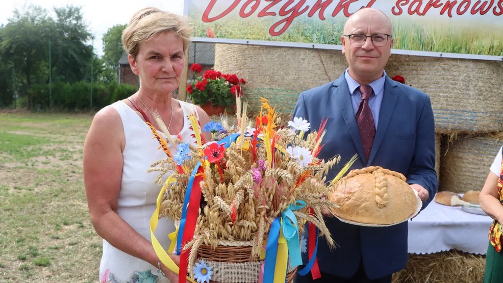 Dożynki w Sarnowie. Obrzęd, występy, cel charytatywny i zabawa [ZDJĘCIA] - Zdjęcie główne