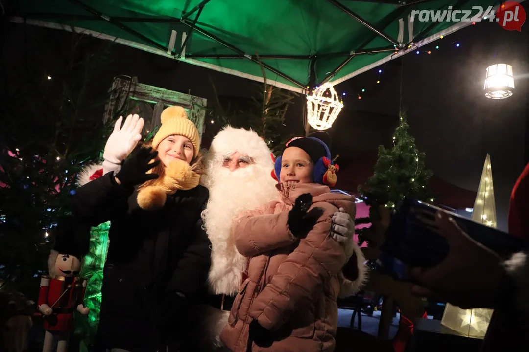 Spotkanie ze Świętym Mikołajem na Rawickim Jarmarku Bożonarodzeniowym