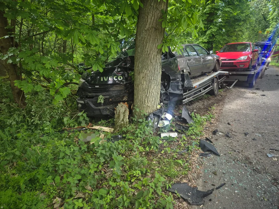 Zderzenie autolawety z samochodem osobowym w miejscowości Klony