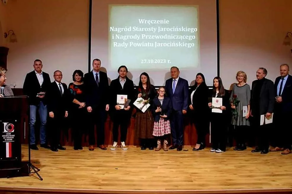 Nagrody starosty i przewodniczącego rady dla uczniów szkół powiatu jarocińckiego