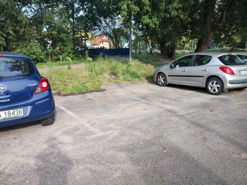 Parking przy ulicy św. Ducha w Jarocinie