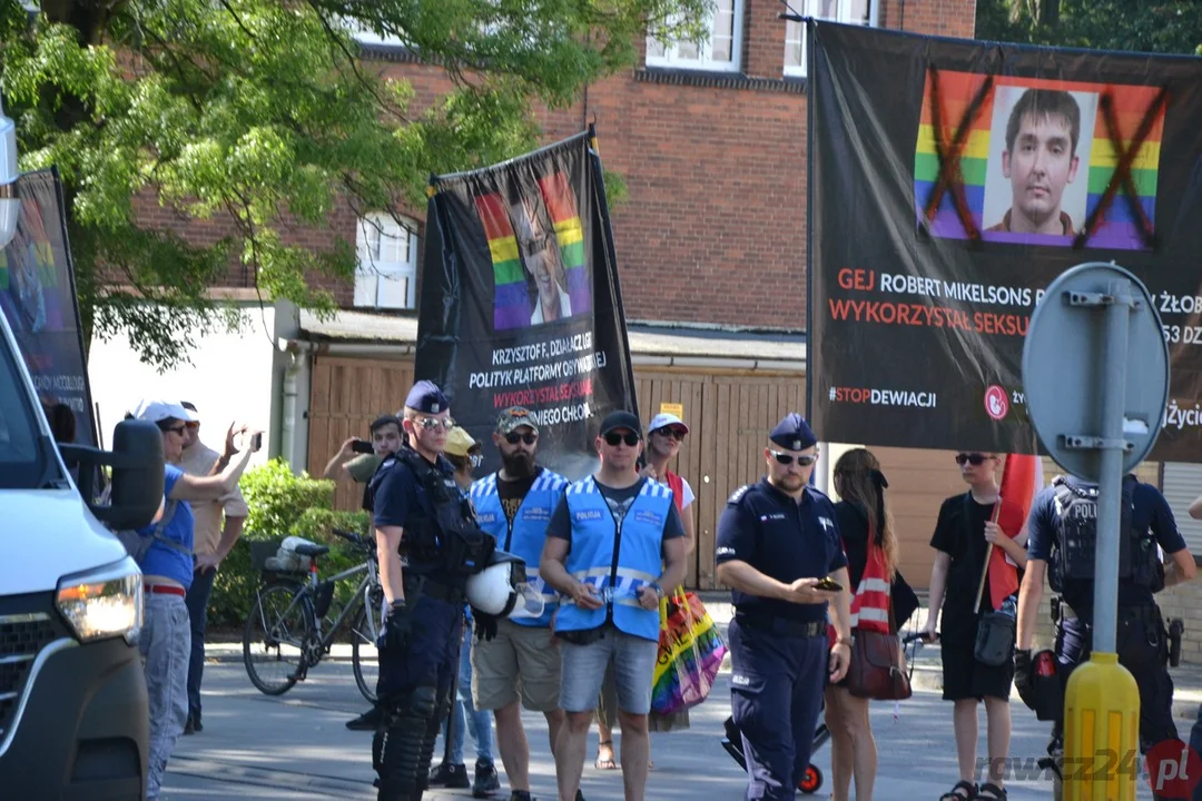 Marsz Równości i kontrmanifestacje w Rawiczu