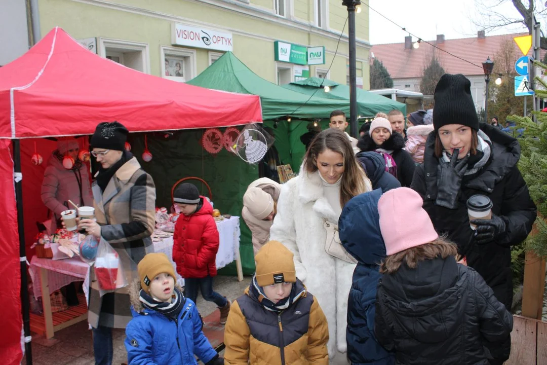 W Jarocinie trwa Jarmark Świąteczny. Zobacz, co można kupić