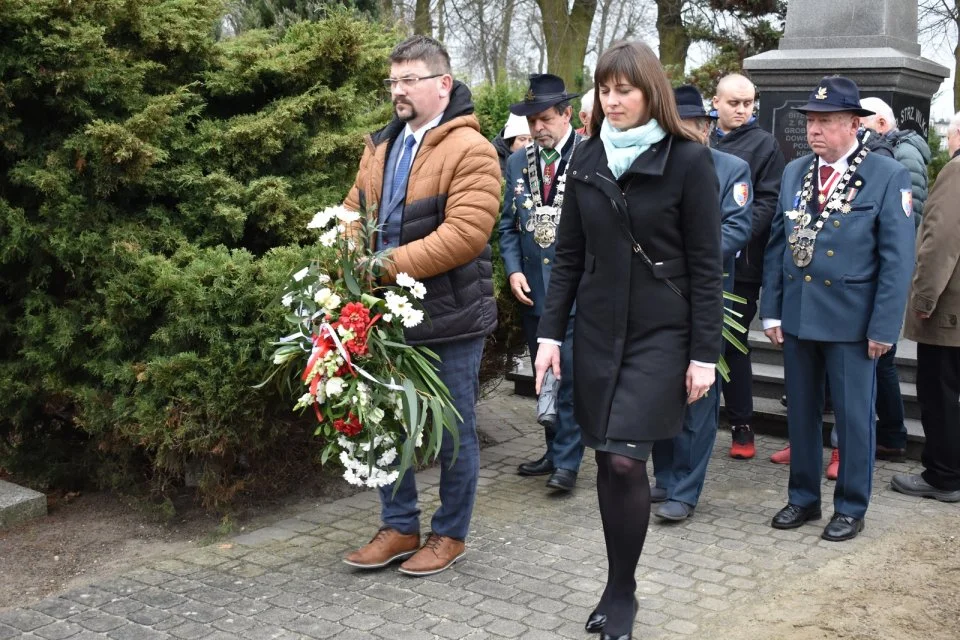 Krotoszyn. 83. rocznica Zbrodni Katyńskiej. Apel pamięci [ZDJĘCIA] - Zdjęcie główne