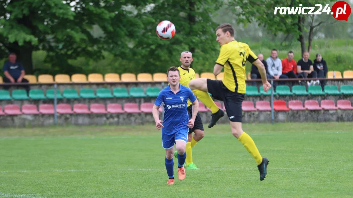 Orla Jutrosin - Tęcza-Osa Osieczna 3:1