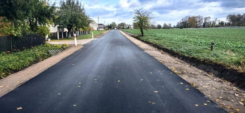 Przebudowa drogi dojazdowej do gruntów rolnych w Chwalęcinie zakończona