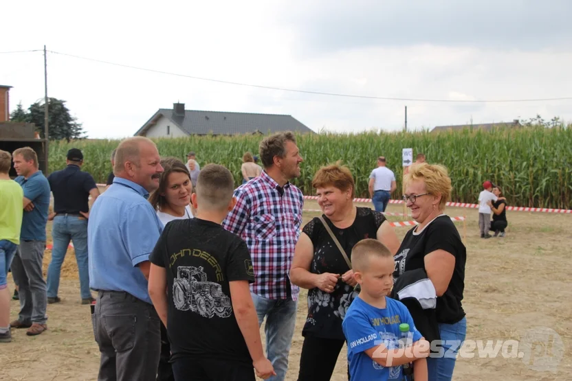 Zlot starych ciągników  wKucharach