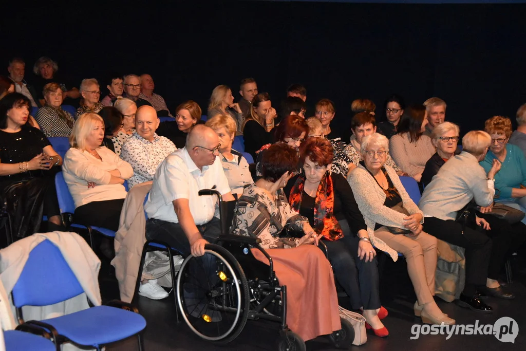 Gostyń. Koncert Grażyny Łobaszewskiej na scenie GOK Hutnik