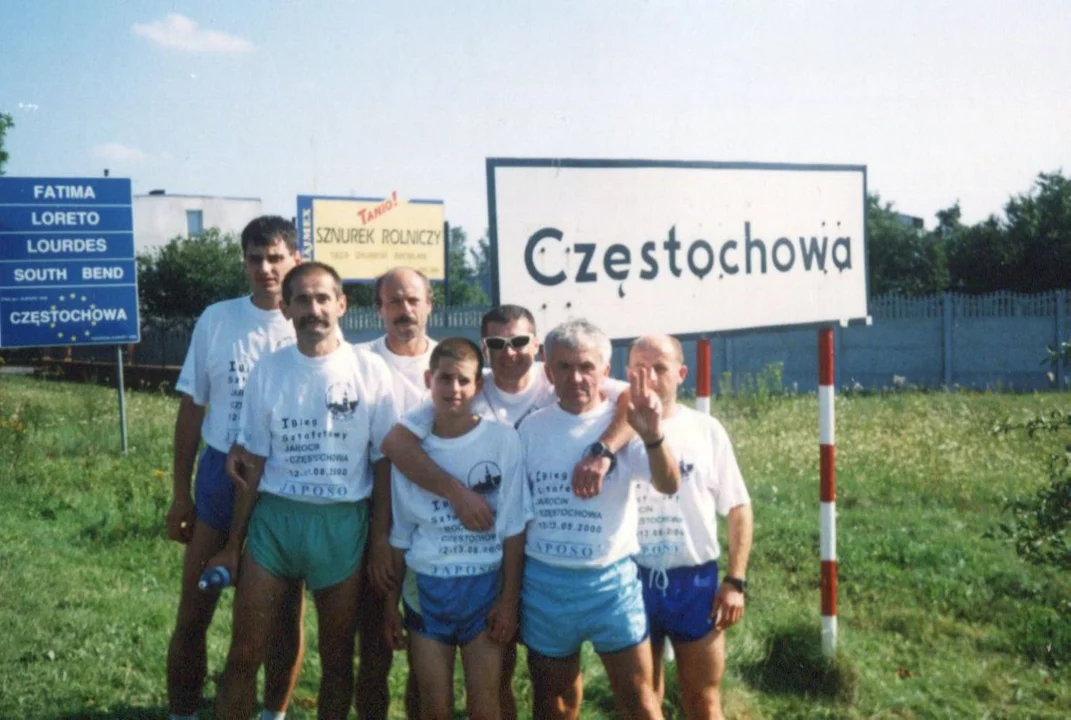 70 okrążeń stadionu w Jarocinie na 70. urodziny. Wiesław Garbarek świętował nietypowo