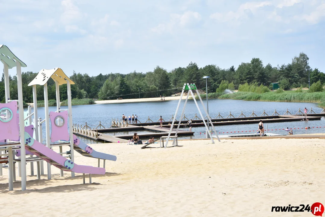 Od 1 lipca rusza sezon kąpielowy na Nowym Poligonie w Rawiczu. Znamy szczegóły - Zdjęcie główne
