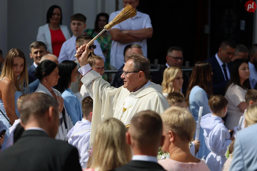 Pierwsza Komunia Święta w "białym" kościele