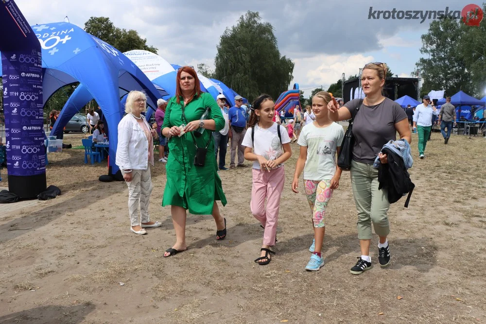 Krotoszyn. Piknik rodzinny 800+. Atrakcje dla dzieci i dorosłych