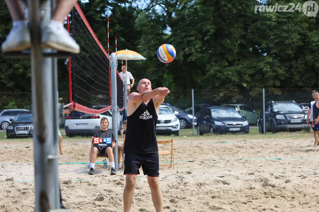 Turniej siatkówki plażowej w Jutrosinie