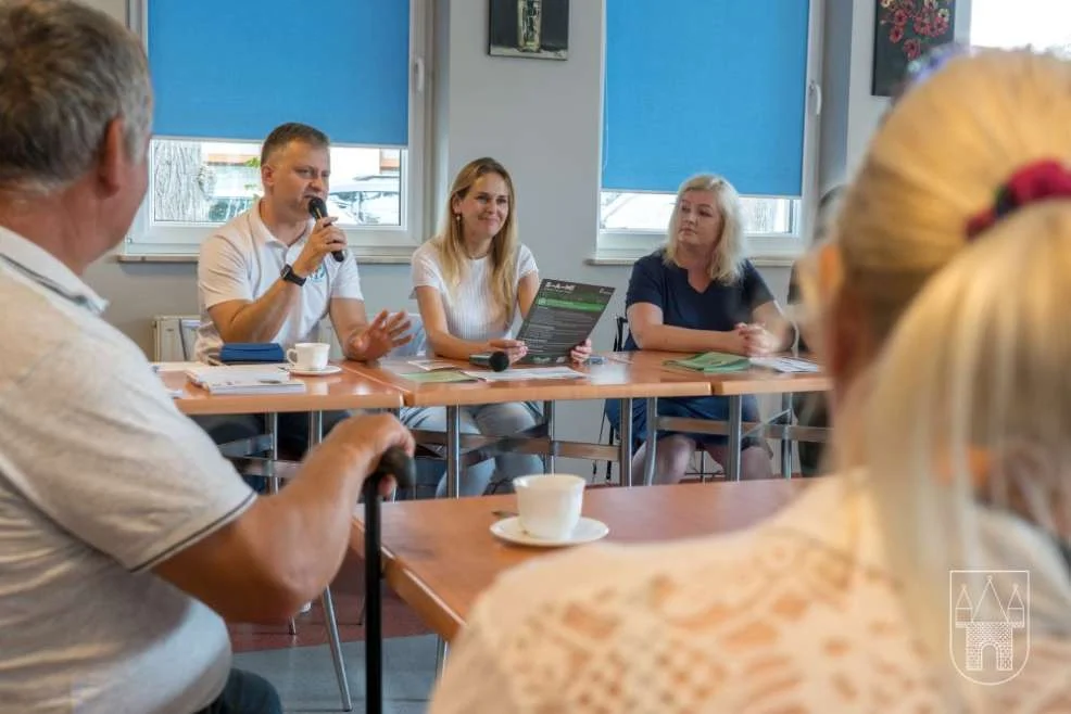 O wsparciu dla osób z niepełnosprawnościami rozmawiano w Centrum Usług Społecznych w Jarocinie [ZDJĘCIE] - Zdjęcie główne