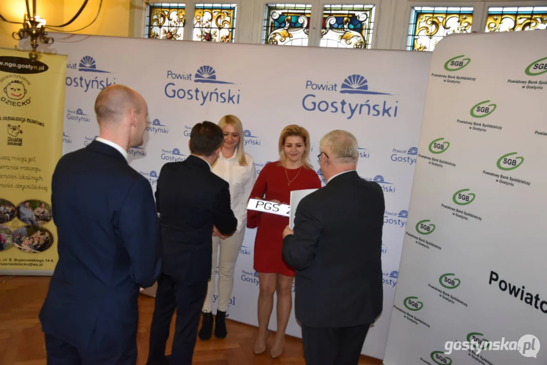 Powiat gostyński. Rozstrzygnięcie Powiatowego Programu Grantów Społecznych - PGS 2024.