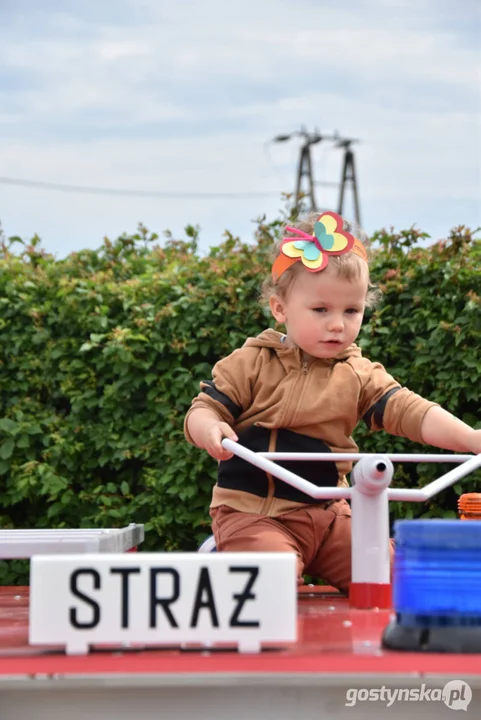 Pielgrzymka strażaków i rodzin strażackich na Świętą Górę. Zielone Świątki 2024 w powiecie gostyńskim