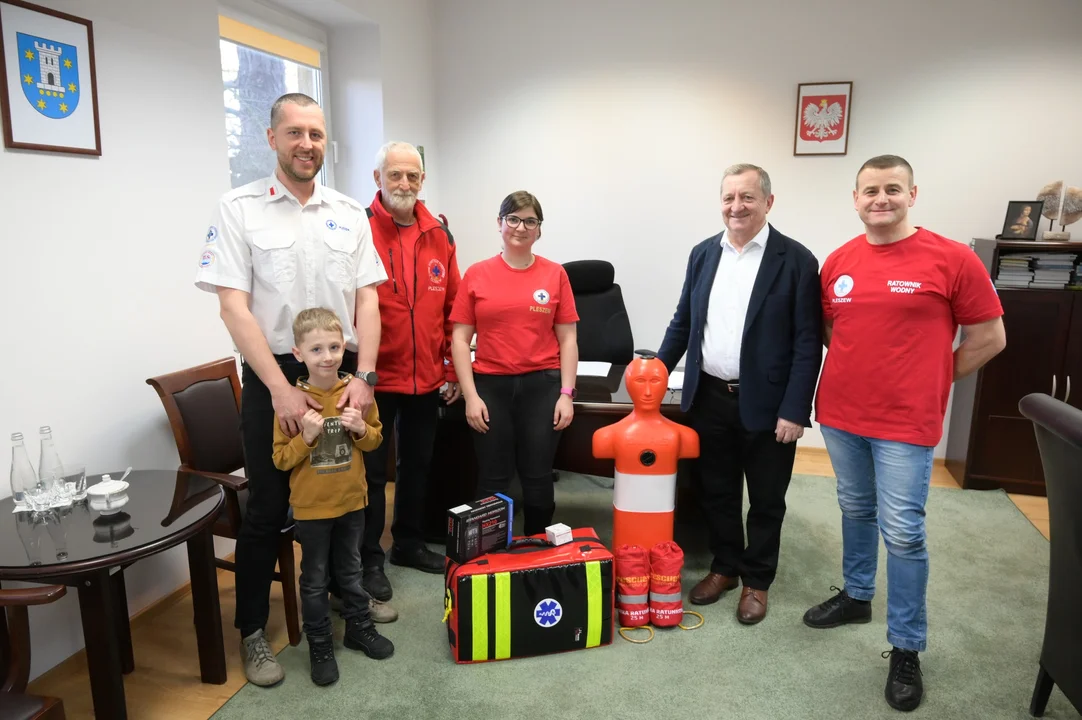 Nowy sprzęt dla ratowników WOPR Pleszew [ZDJĘCIA] - Zdjęcie główne