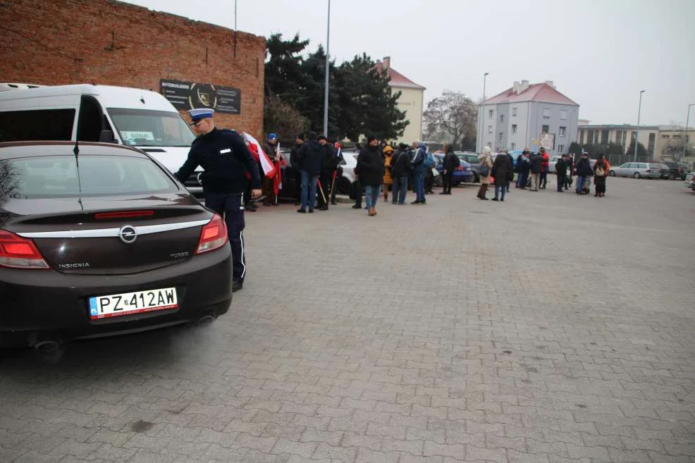 Wyjazd jarocińskich działaczy PiS-u na manifestację do Warszawy