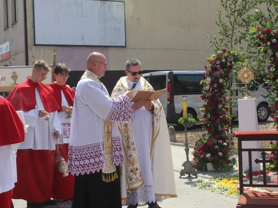 Ksiądz Tomasz Jakubowski odchodzi z parafii św. Marcina w Jarocinie