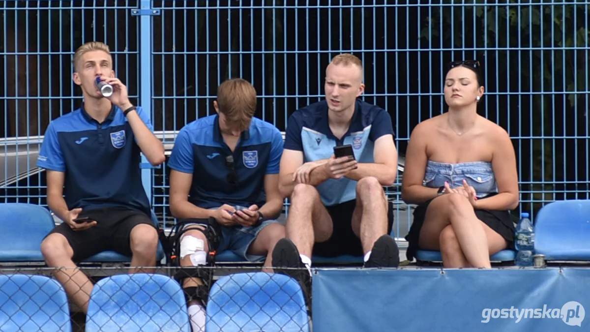 Korona Piaski - Piast Kobylnica 1 : 3