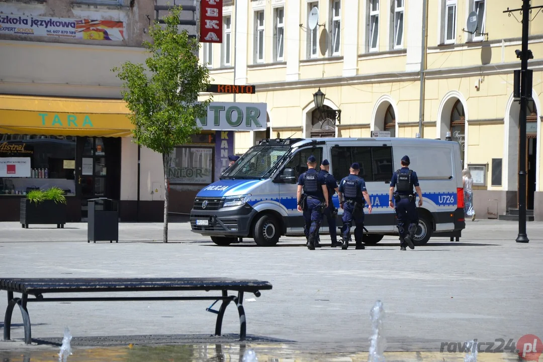 Marsz Równości i kontrmanifestacje w Rawiczu