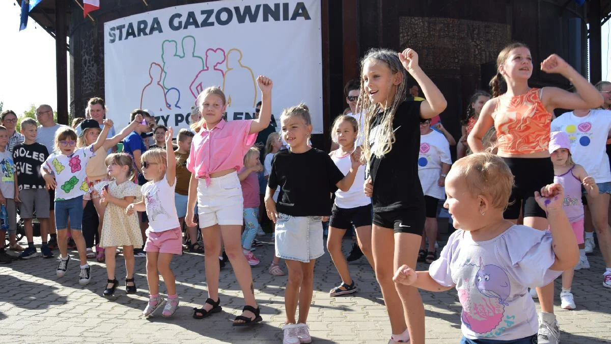 Czwarta edycja pikniku "Stara gazownia łączy pokolenia" w Krobi - Zdjęcie główne