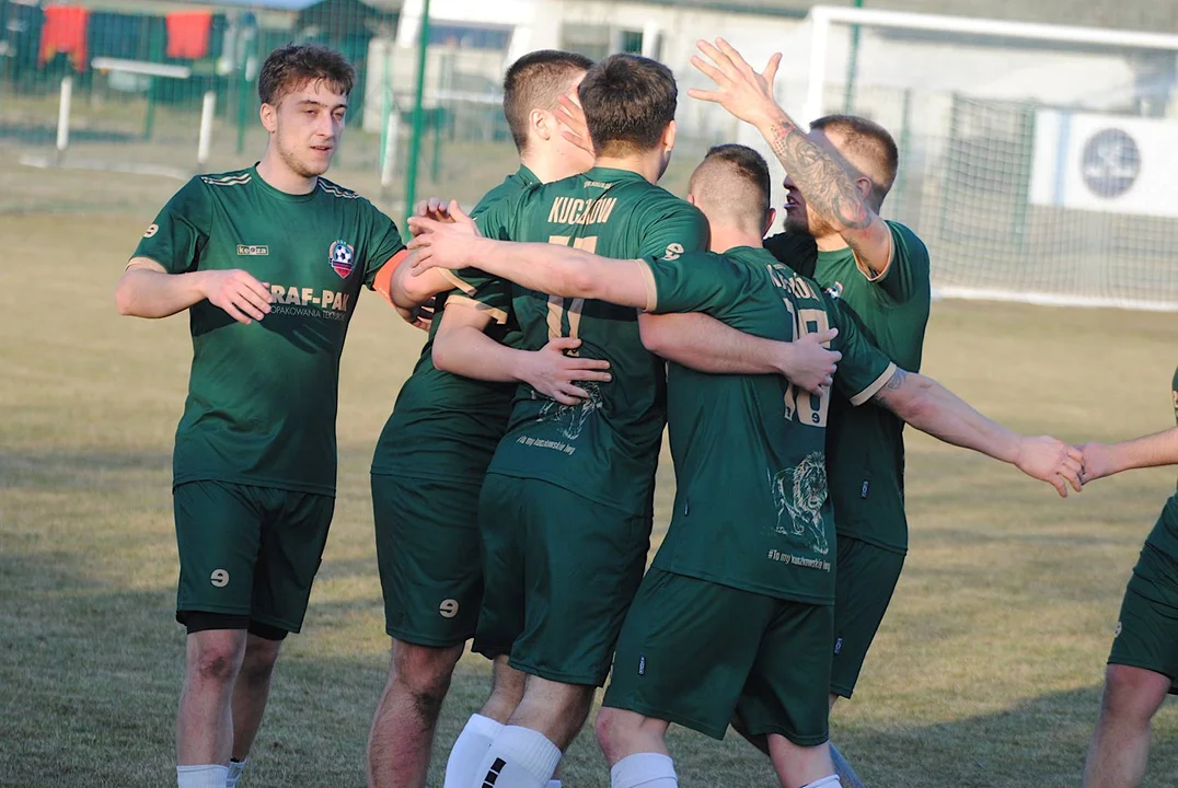 Niesamowita remontada Lasu Kuczków! Od 0:2 do zwycięstwa z faworytem [ZDJĘCIA]