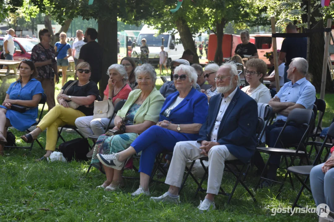 Fontanna pełna radości czyli rodzinny festyn w boreckim parku z okazji obchodów Dni Borku Wlkp.