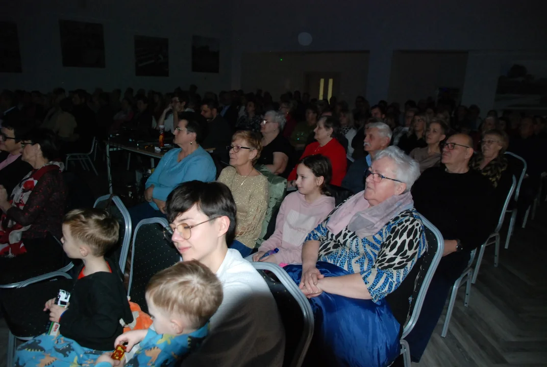 Koncert kolęd Big Band Pępowo i Schola Nutki św. Michała Archanioła z Pogorzeli