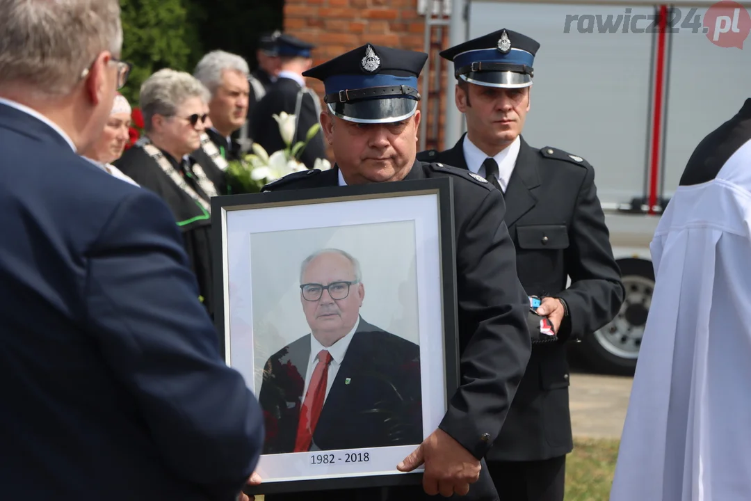 Delegacje na ceremonii pogrzebowej śp. Kazimierza Chudego