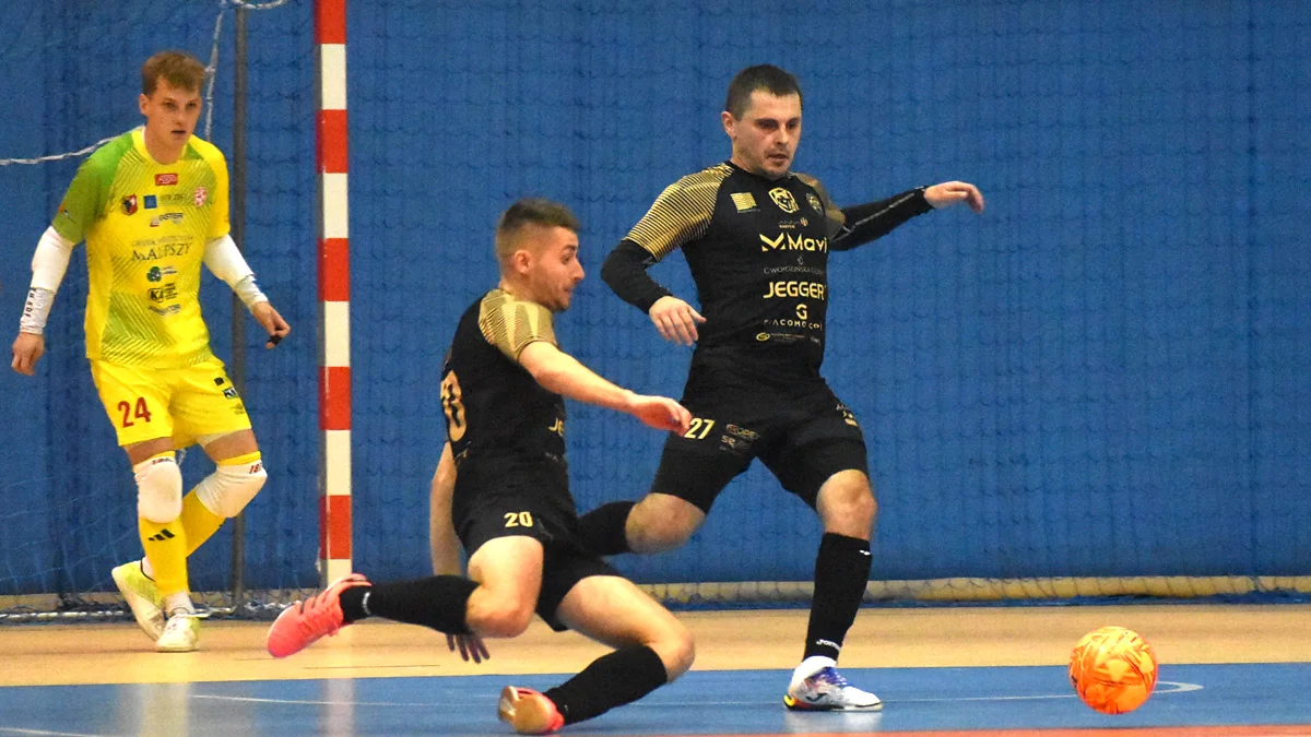 Zasłużone zwycięstwo Futsalu Gostyń w derbach z Piastem Poniec - Zdjęcie główne