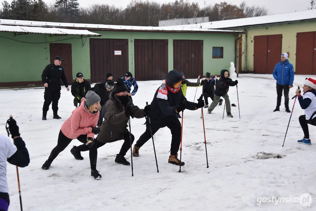 Mikołajkowy Charytatywny Marsz Nordic Walking „Idziemy dla Julki”