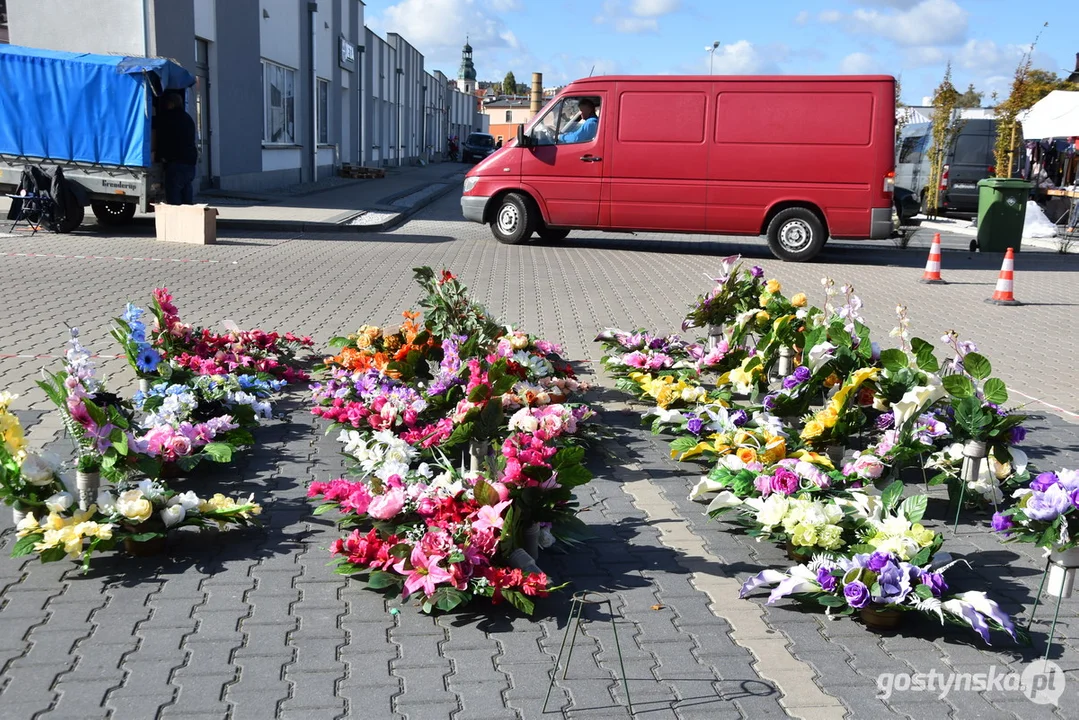 Wszystkich Świętych w Gostyniu - drożyzna branży cmentarnej nie ominęła