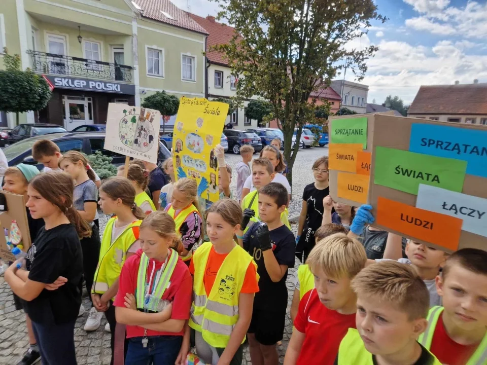 Sprzątanie Świata w Kobylinie