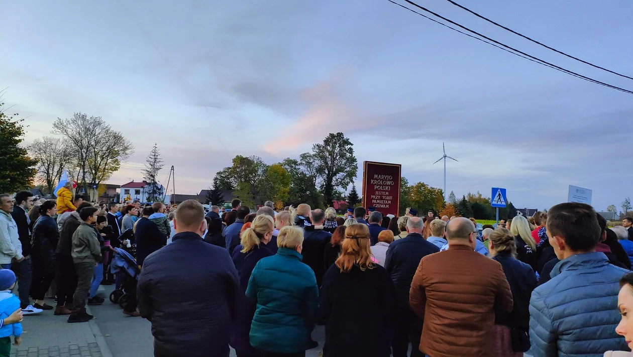 Obraz Matki Boskiej Częstochowskiej dotarł do Szymanowic