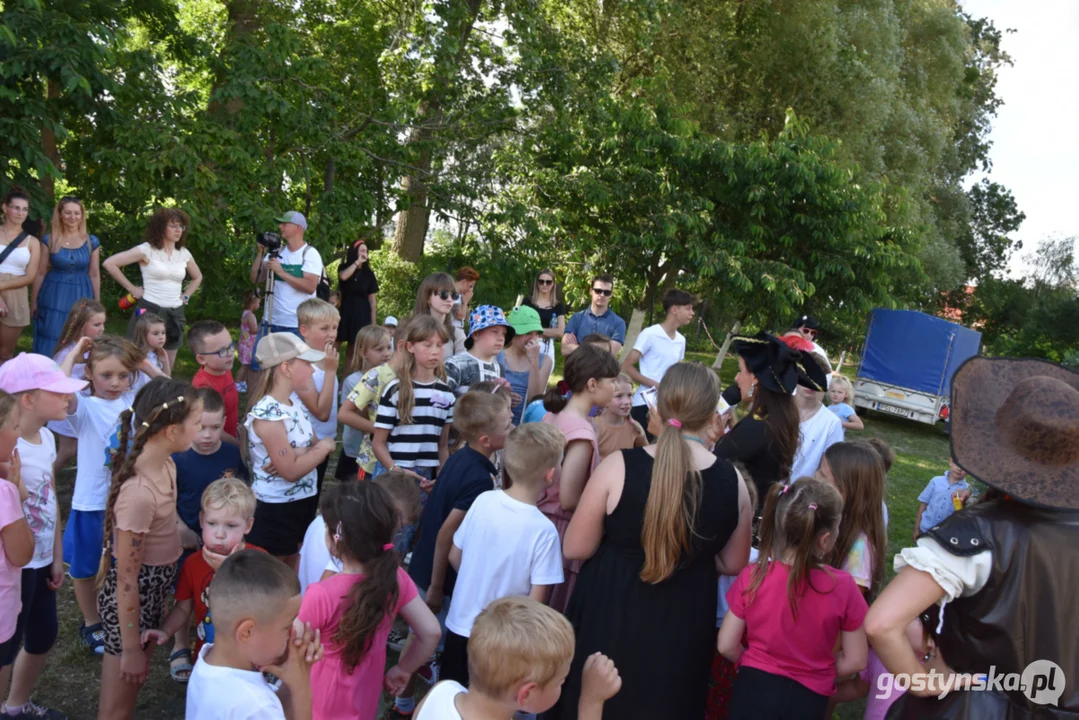 Pierwszy festyn z bł. Edmundem Bojanowskim, przy ochronce Sióstr Służebniczek w Podrzeczu