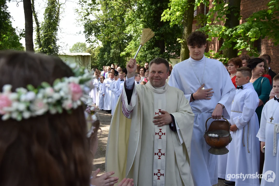 I Komunia Święta w parafii Narodzenia Najświętszej Maryi Panny w Poniecu