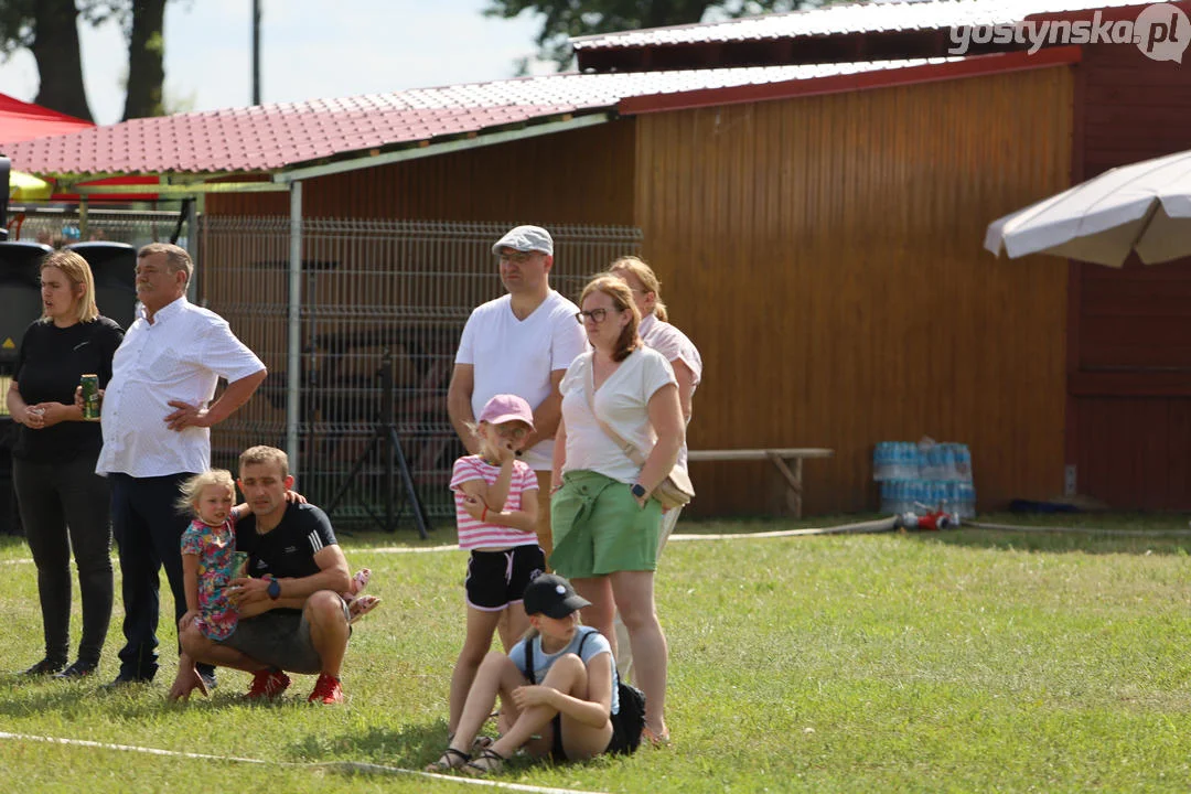 Strażacki Piknik Historyczny w Dzięczynie