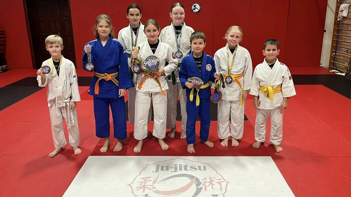 Judocy klubu z Miejskiej Górki kończą rok z przytupem. Świetne wyniki w Oleśnicy [ZDJĘCIA] - Zdjęcie główne