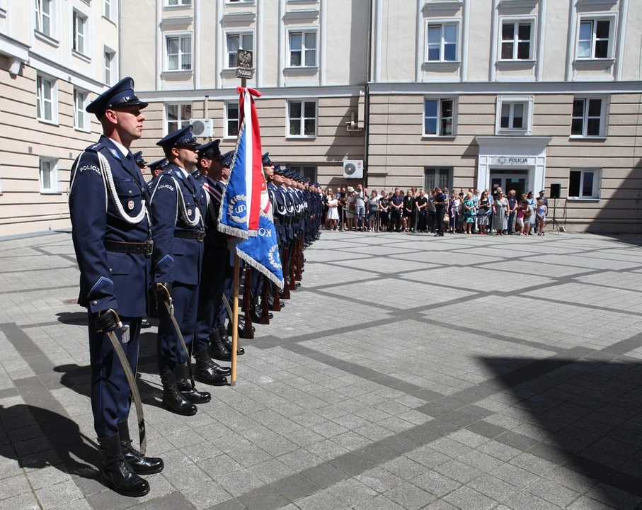 Ślubowanie nowych policjantów